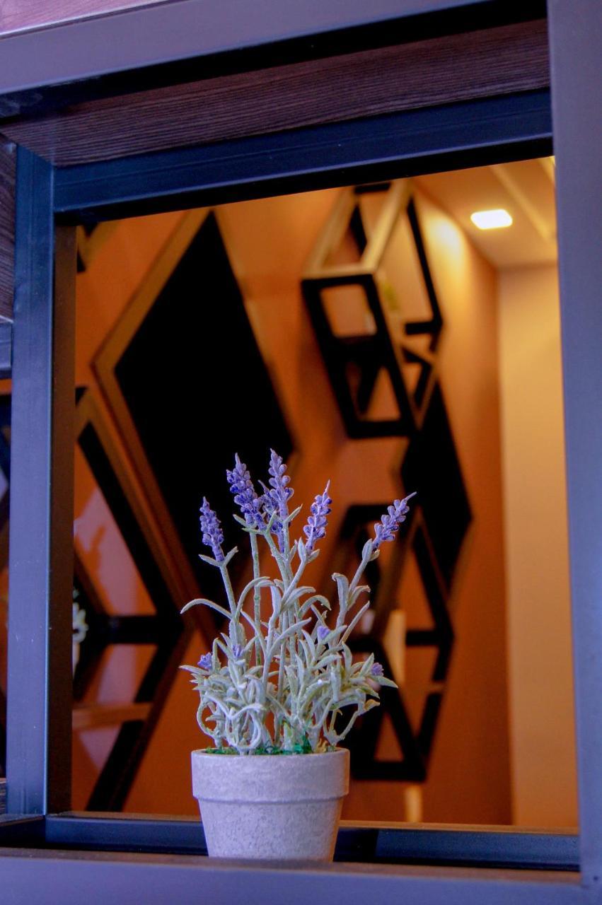 Moscow Boutique Hotel Ереван Экстерьер фото
