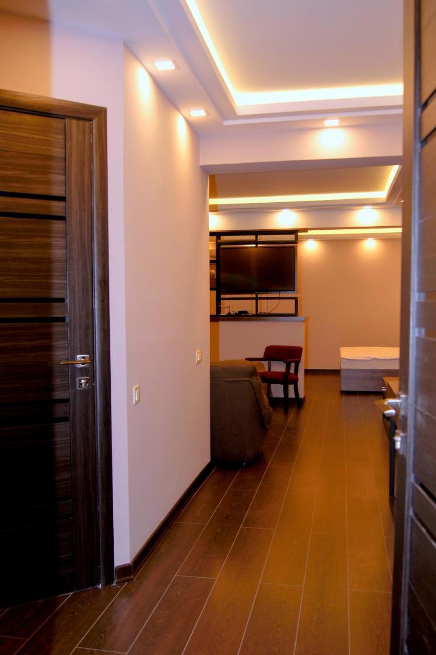 Moscow Boutique Hotel Ереван Экстерьер фото