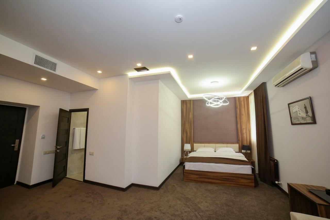 Moscow Boutique Hotel Ереван Экстерьер фото