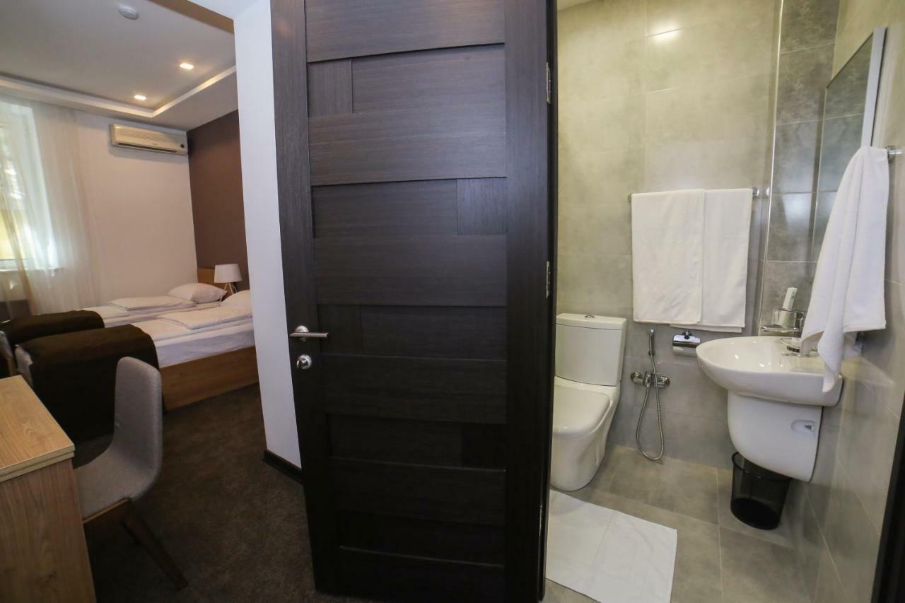 Moscow Boutique Hotel Ереван Экстерьер фото